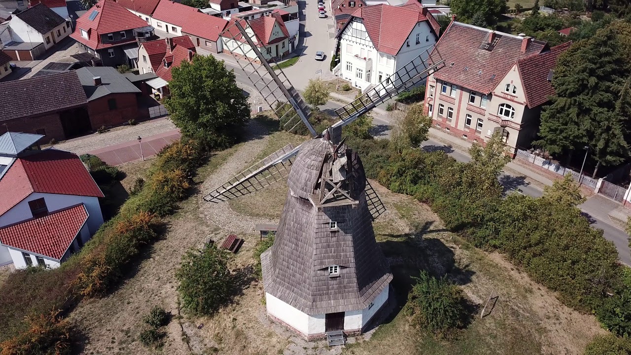 Holländer-Windmühle in Jerichow - faszinierendes Video - aufgenommen mit einem Quadrocopter