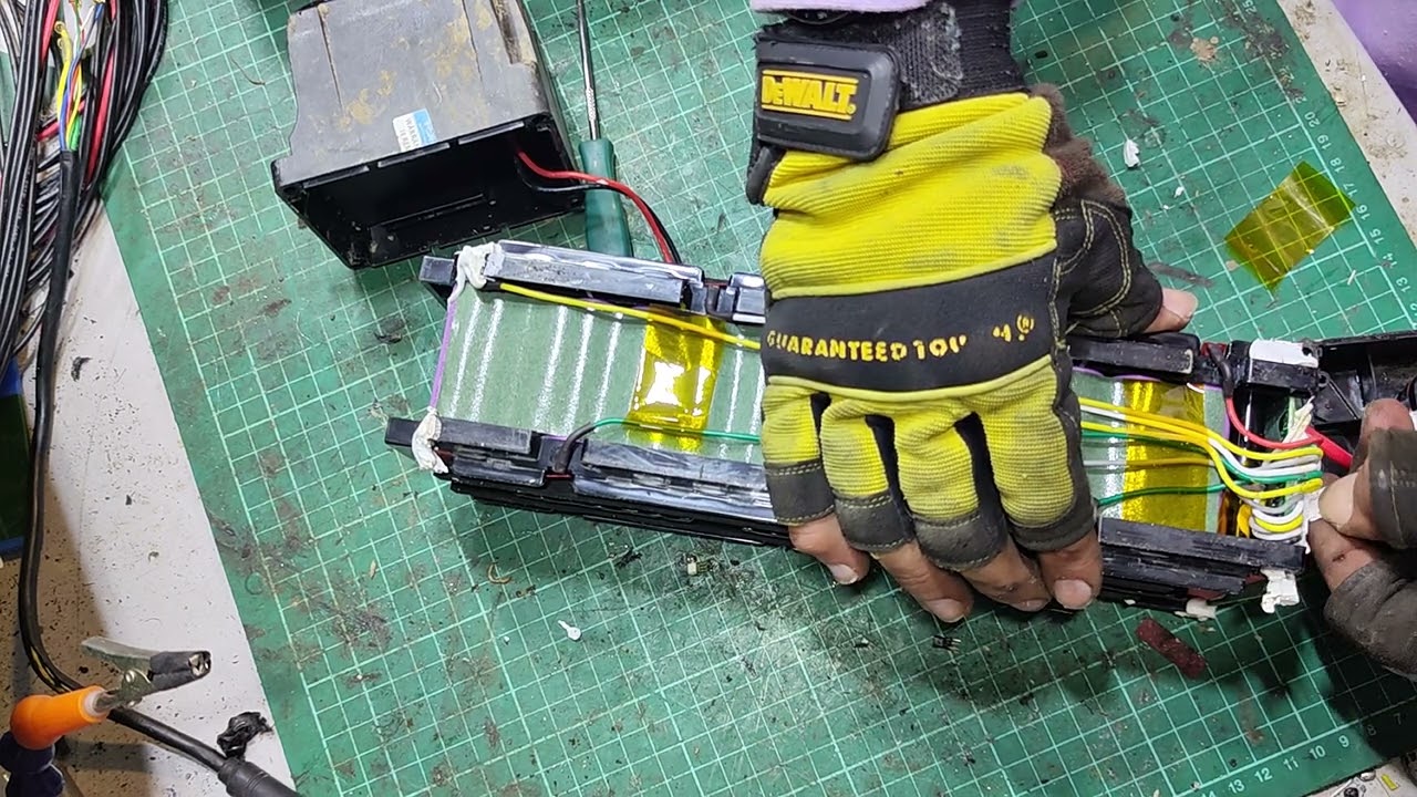 TORROT E-Trials Bike Battery Teardown and Diagnosis