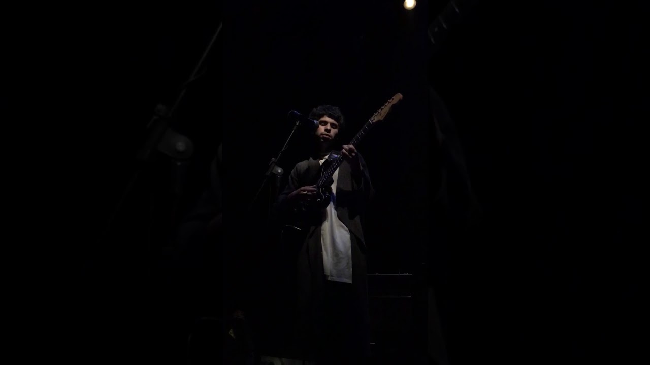 Luca Bocci - Perla / Yendo de la cama al living en Zelaya 21.09.2017