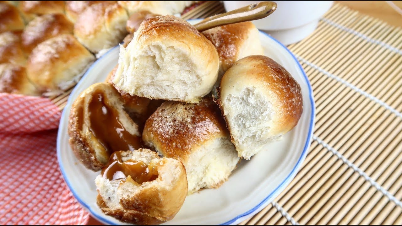 panecillos de leche rellenos de manajar