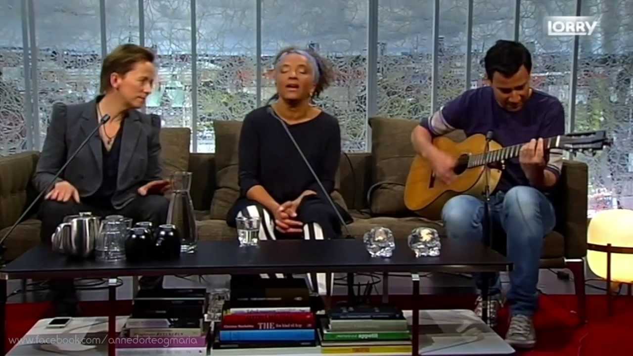 Anne Dorte & Maria - Indianer (Akustisk version) - Live