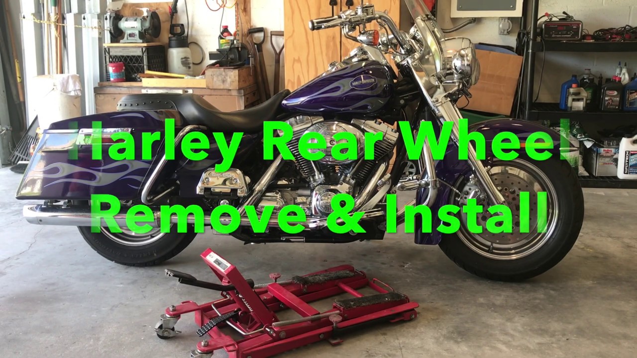 Как снять и установить колесо Harley Davidson.