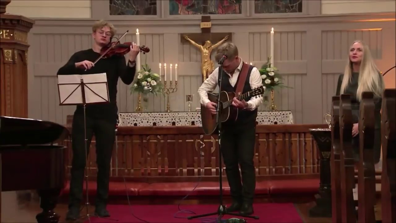 Tróndur Enni & Lív Næs - Lítli Fuglur