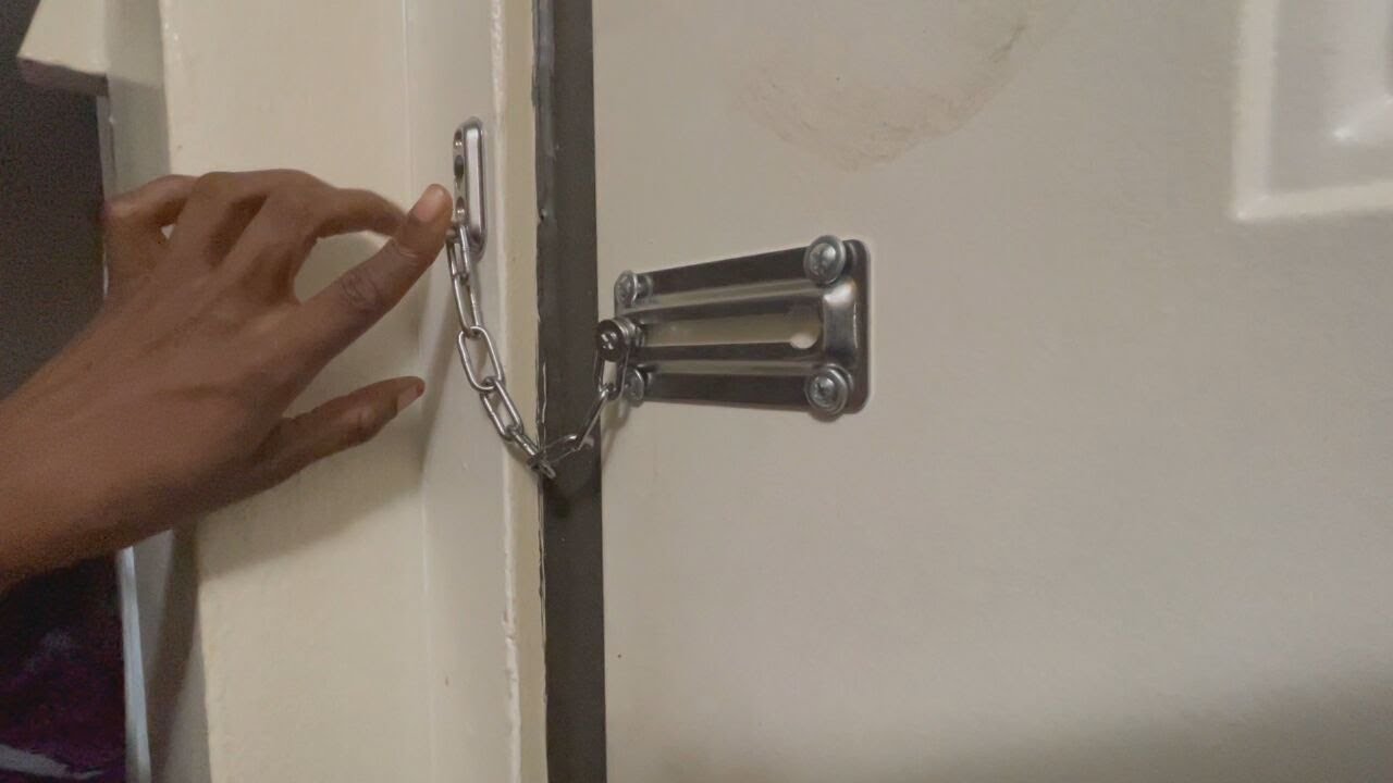 CMHA puts chain locks on Winton Terrace doors, residents continue to raise concerns