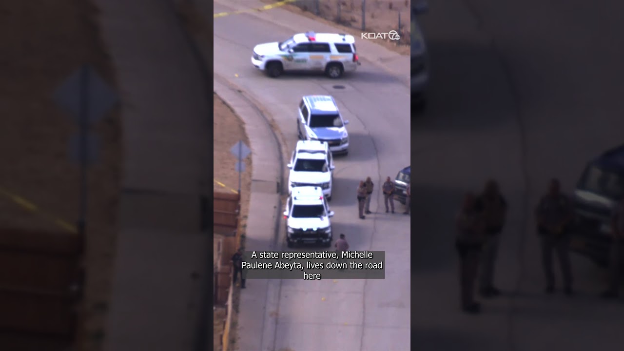 Two Navajo officers hurt in shooting west of Albuquerque, suspect also hurt #newmexico #news