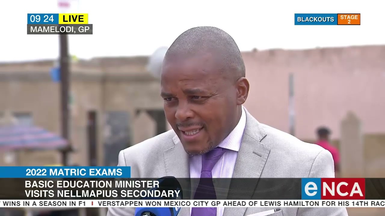 2022 Matric Exams | Pupils write first English paper