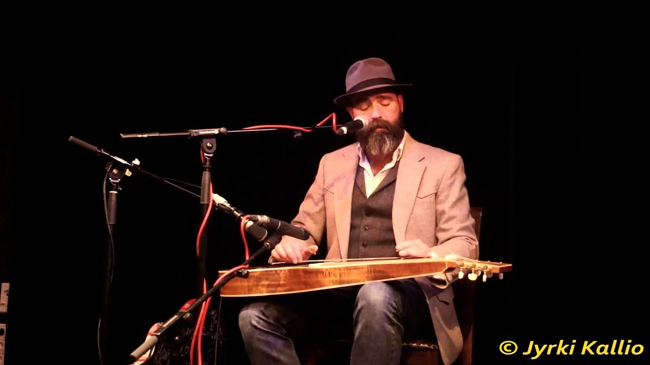 Martin Harley - Cardboard King (video Jyrki Kallio)