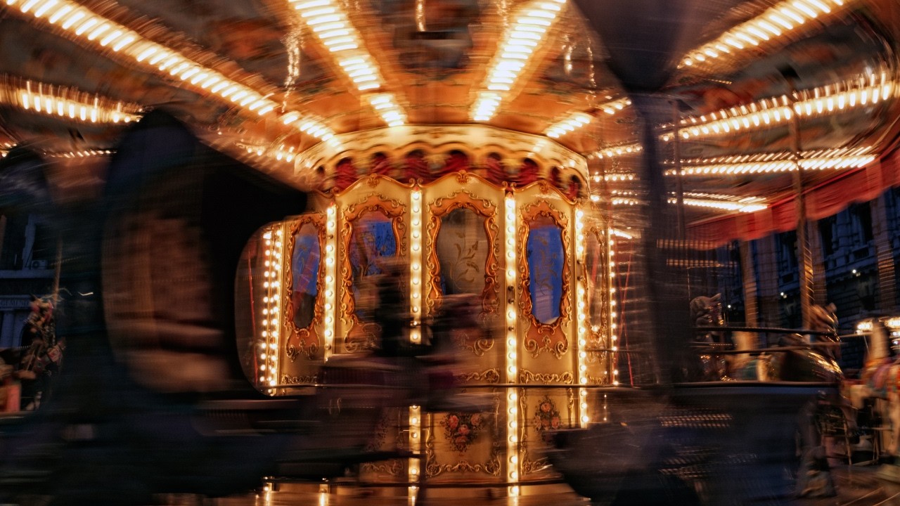 you're in a carnival carousel | dreamy playlist