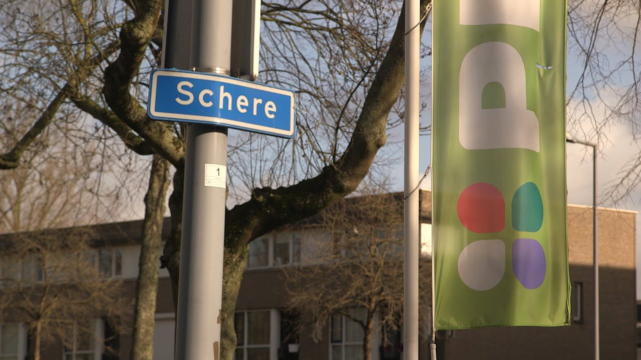 Overvallers op supermarkt Plus vluchten op de fiets