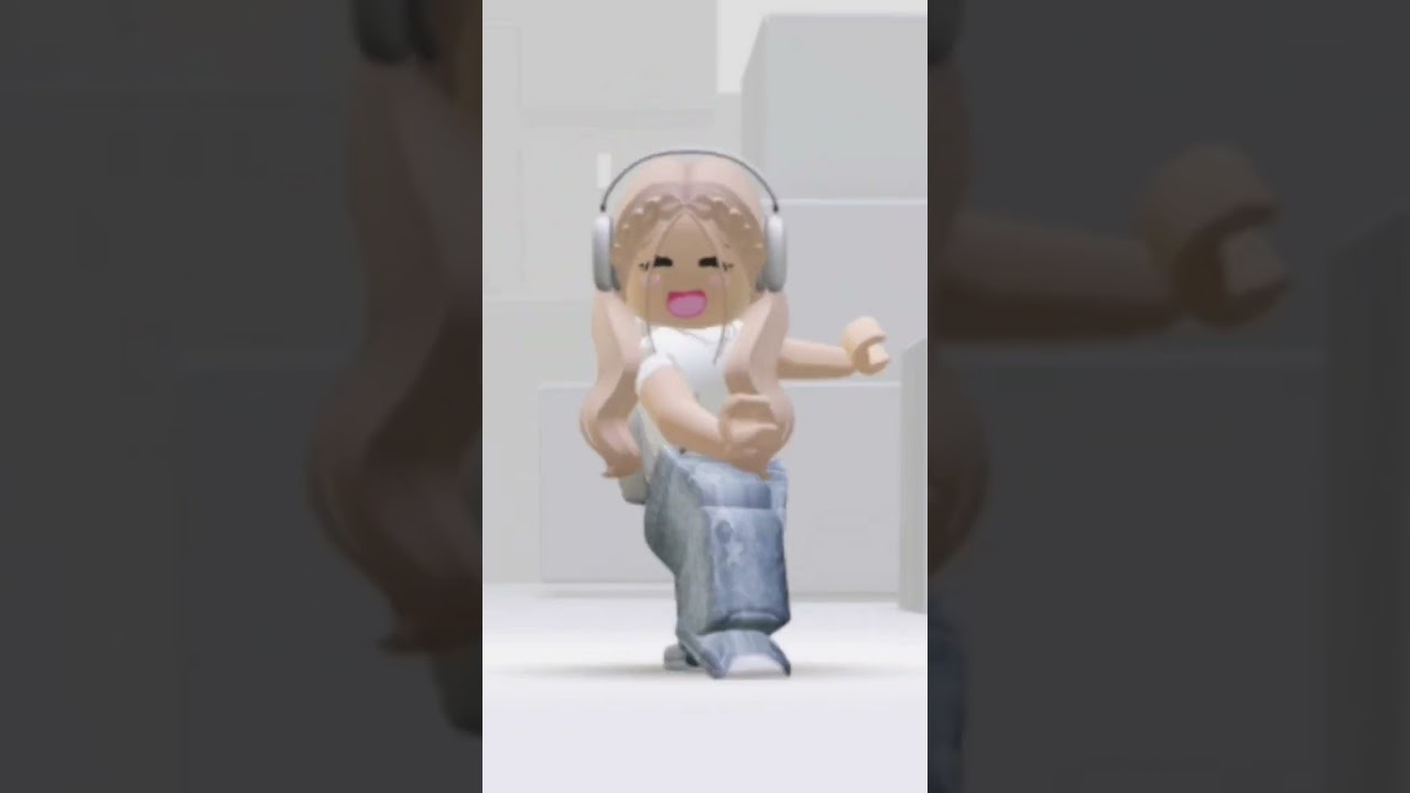 POV: Tolle Emotes suchen in Roblox... #roblox #viral #fyp #emotes #tänze #singen #sus