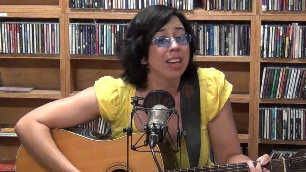 Mean Mary  - Breathless - WLRN Folk Music Radio