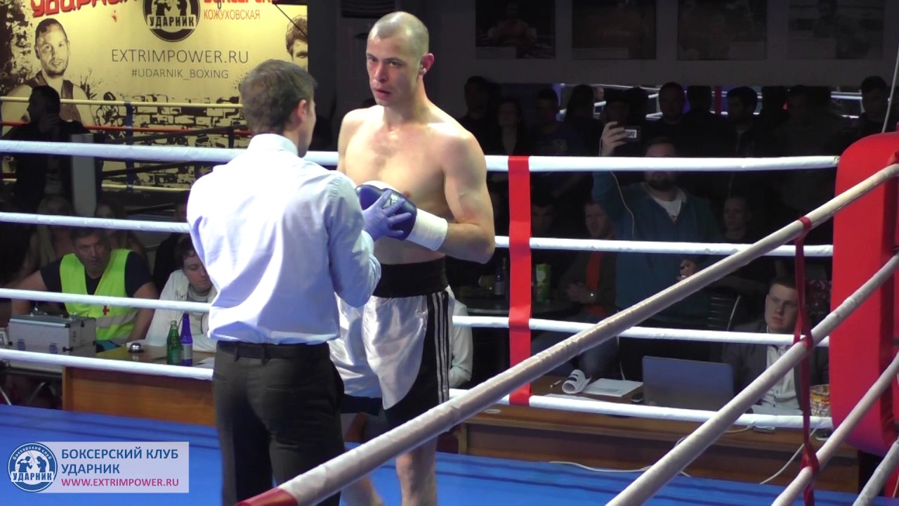 Профессиональный бокс Ударник, Москва - Игорь Иванченко VS Роман Рябухин - НОКАУТ - Разобрал