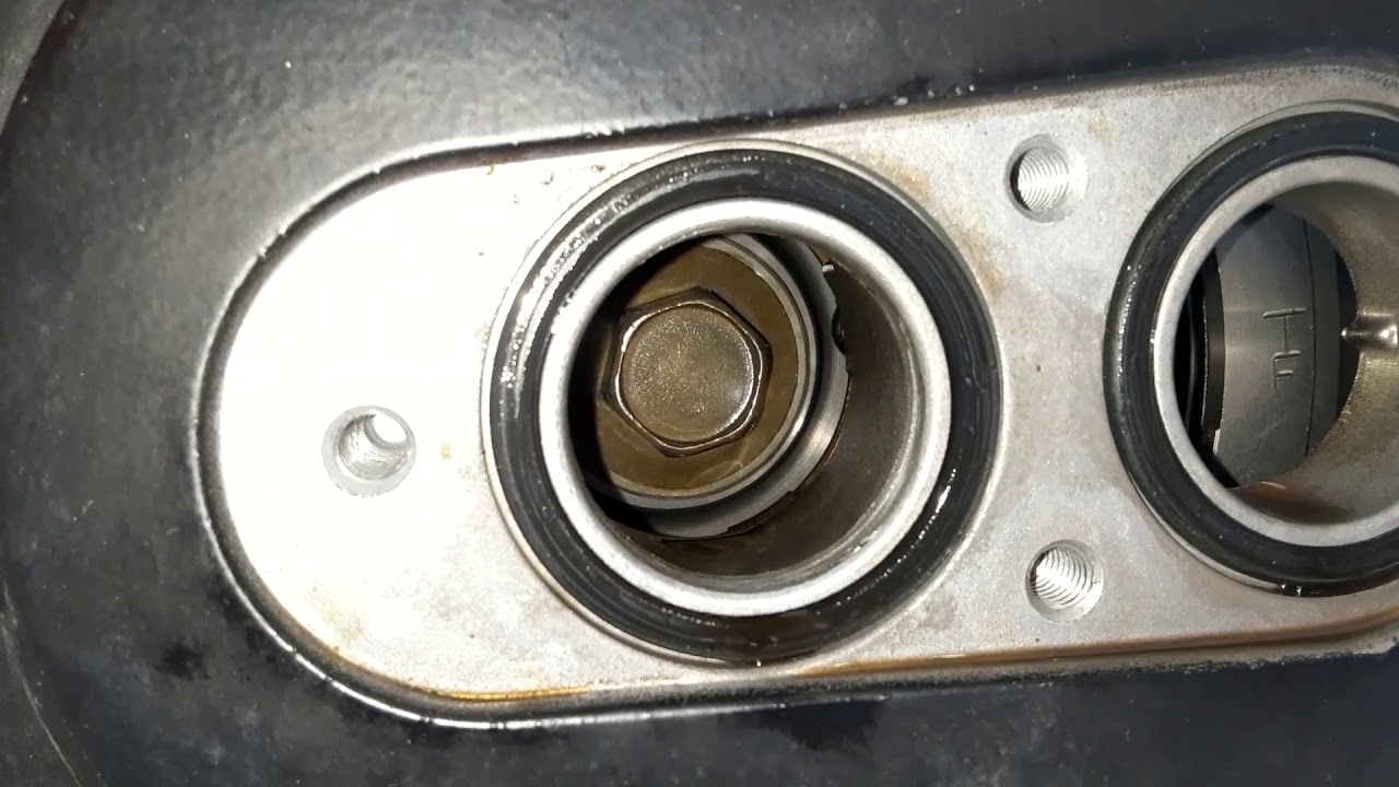 2006 Vulcan 900 Upper Engine Teardown