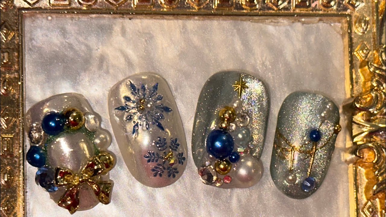 Hazy Blue & Pearl White Christmas Nails | 3D Tree & Wreath Nail Art Tutorial #winternails ❄️ 