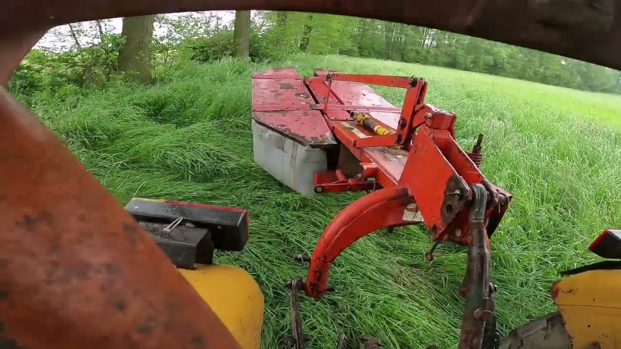Pierwszy pokos || Przetrząsanie łąki || Ursus C-360 w akcji