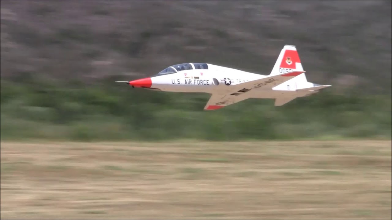 GIANT 1:4 Scale EDF T-38 Talon by Brent Hecht! SoCal Scale Squadron Warbirds and Classics 2018