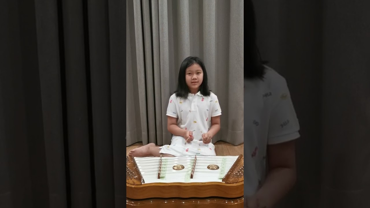 Thai Festival Songs, Thai hammered dulcimer, Aya 9 years old