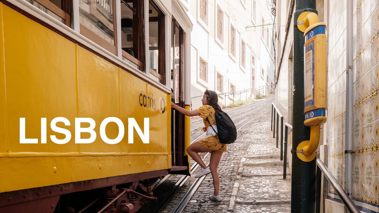 POV Street Photography in Lisbon | Fujifilm X-Pro 3