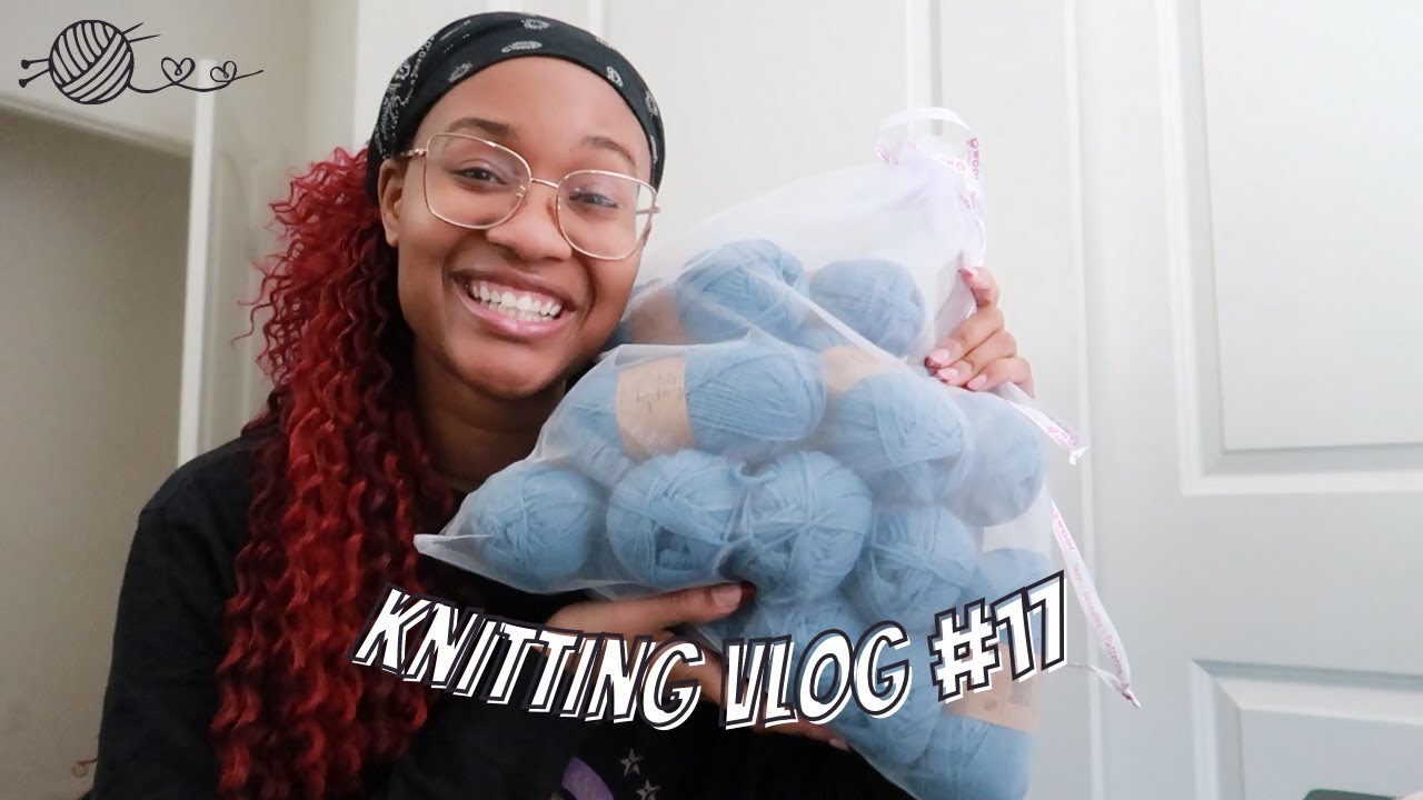 Knitting my mom a Monday Sweater for Christmas/New Year | Knitting Vlog #17