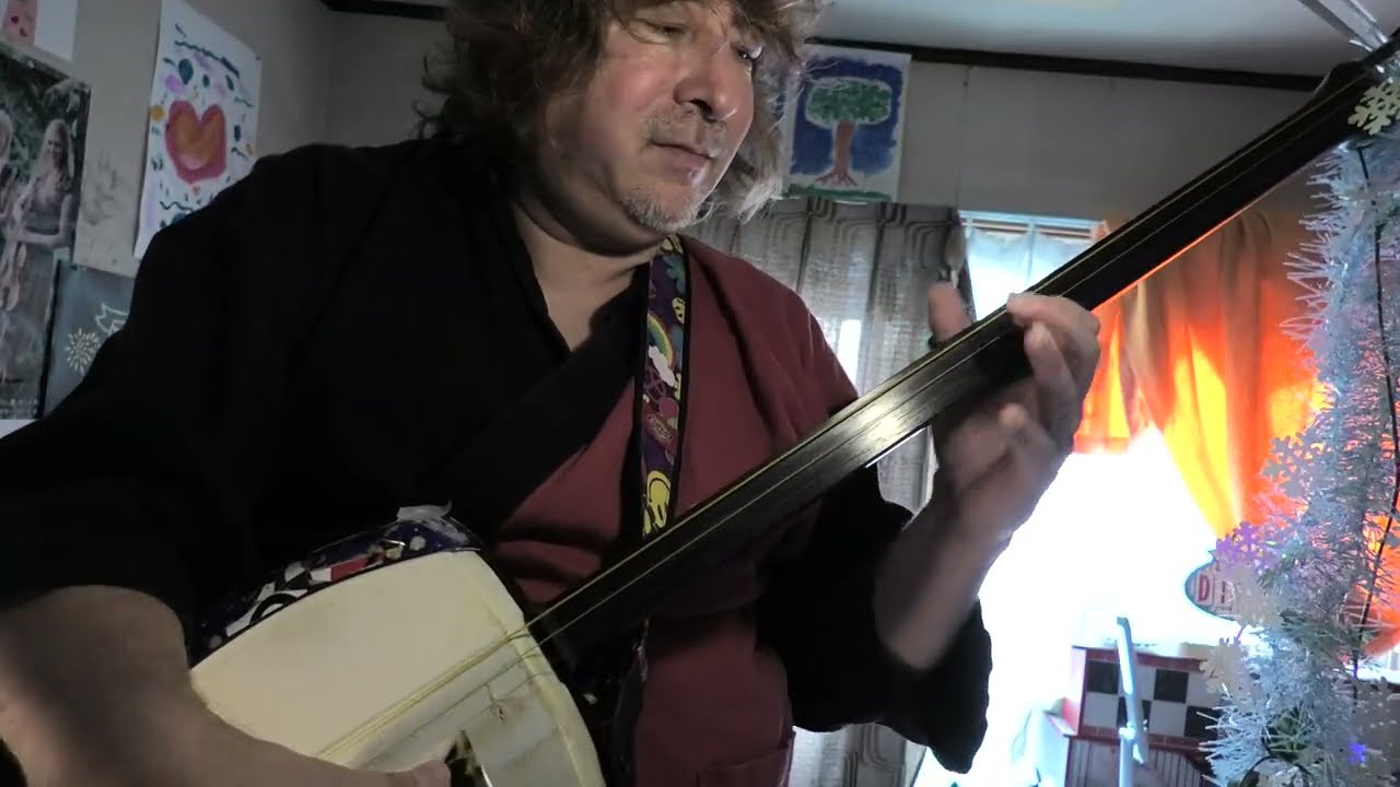 Markiplier in REAL EARTHQUAKE FOOTAGE! Markiplier Time travels 2040 - 2005 to play Hendrix