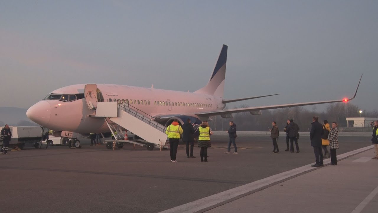 Jutros sa Tuzlanskog aerodroma poletio prvi avion za švedski grad Halmstad