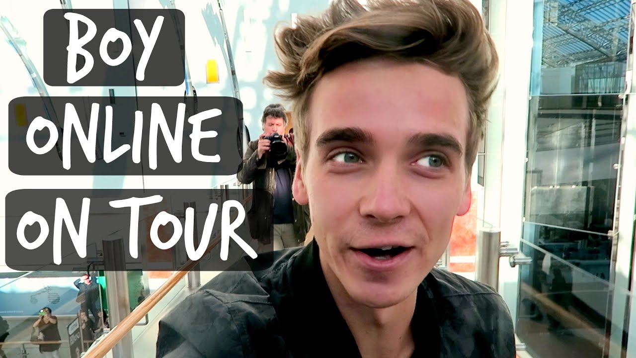 BOY ONLINE ON TOUR