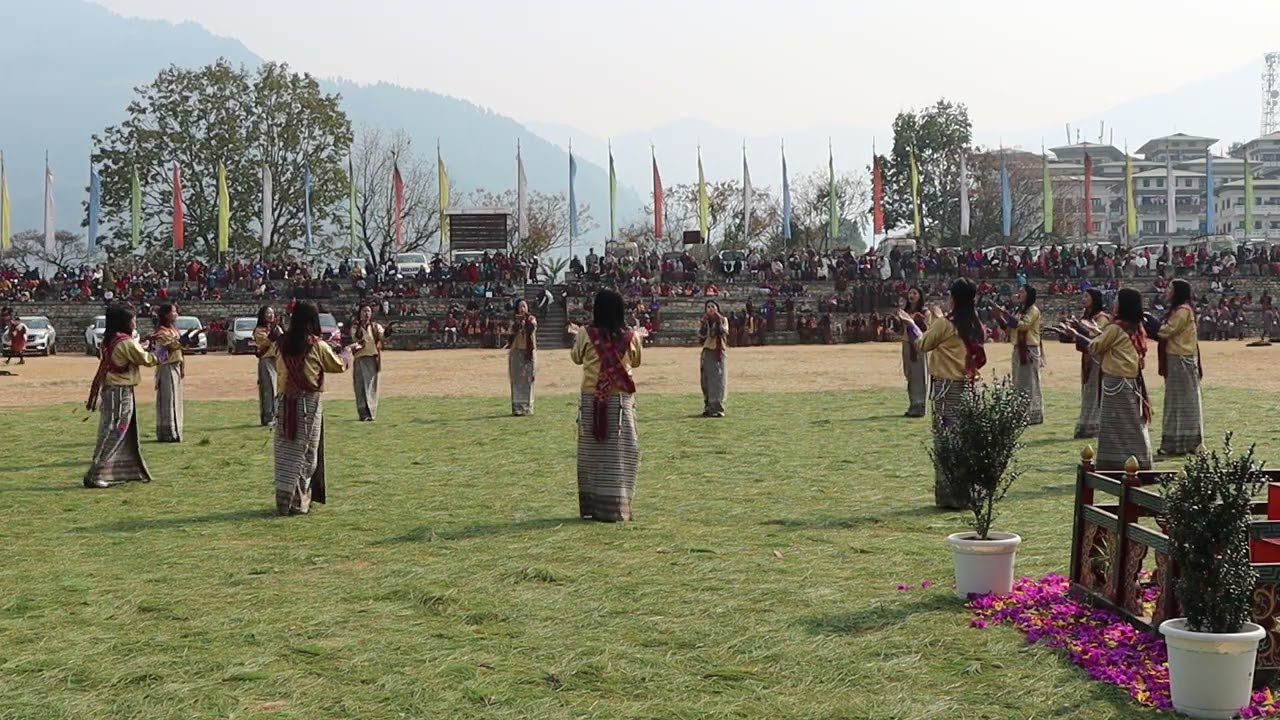 Sa gala Lhayea, zhingkham en by Dzongkhag dance