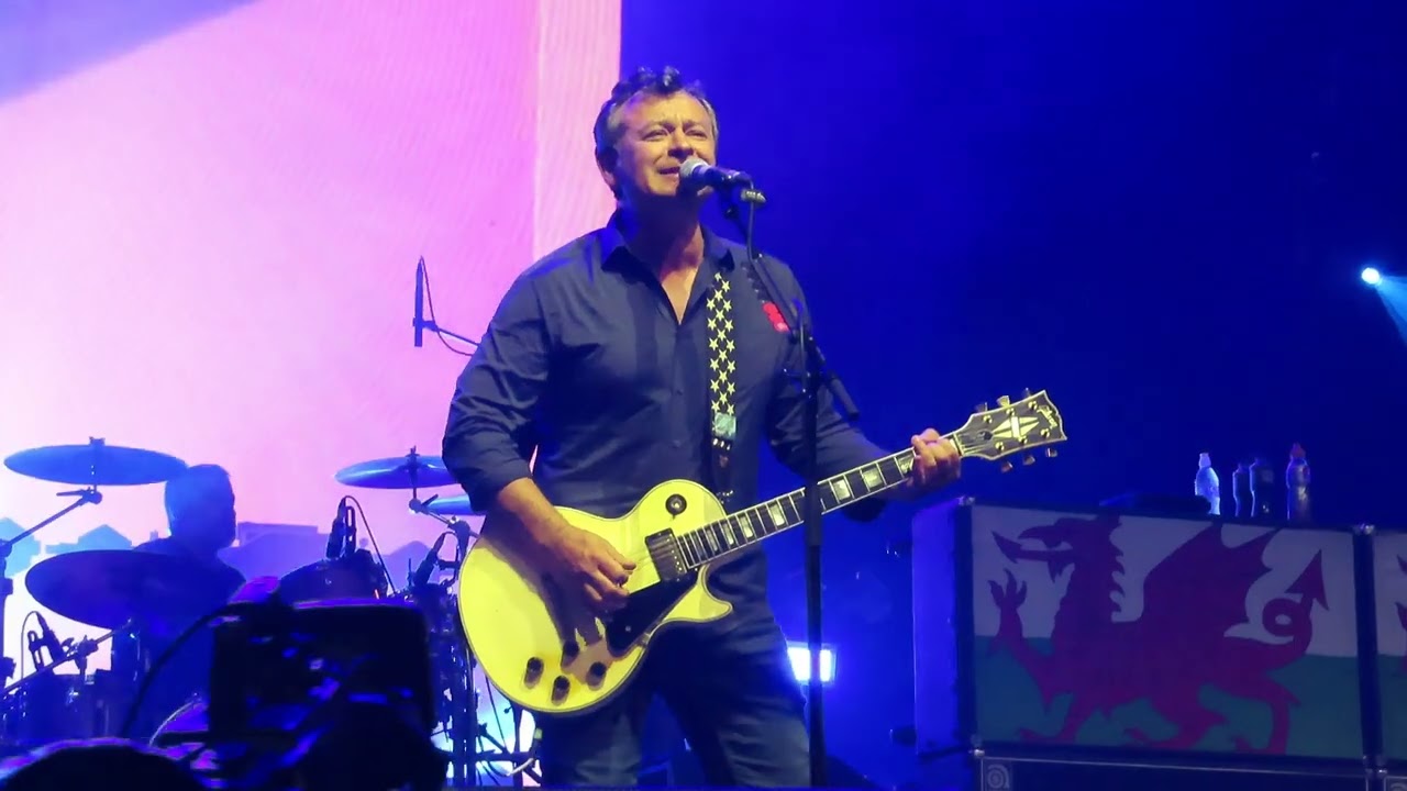 International Blue - Manic Street Preachers - Isle Of Wight Festival - Sunday 18th June 2023