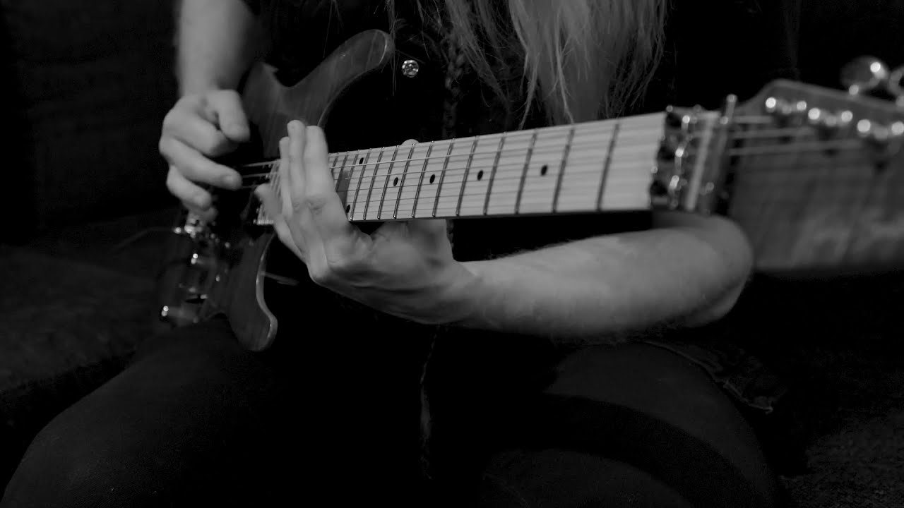 Headsic - Drag Them Out [Guitar Playthrough]