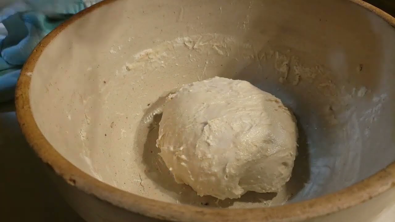 Легкий ночной хлеб на закваске