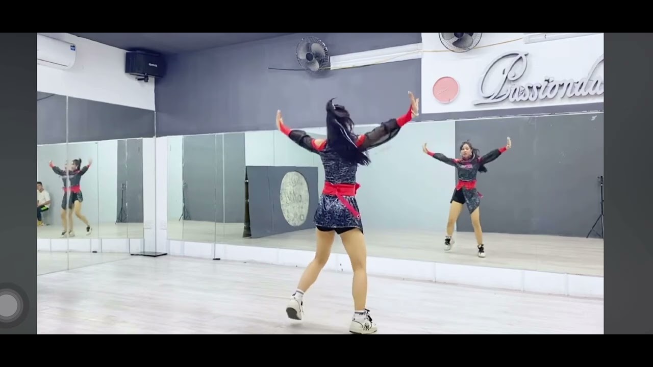 Mùa  Hè Tuyệt vời/ Choreo: Hảo Hảo