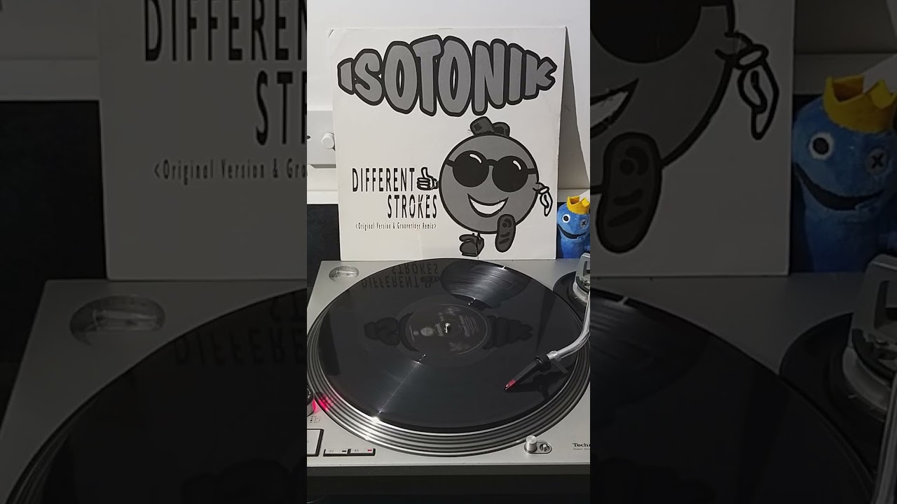 Isotonik - Different Strokes ( Original Version ) 1991 - FFRR Records