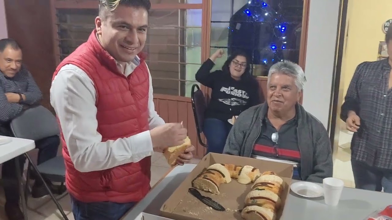 Revisando el VAR para los penales!!! Llegó la hora de pagar los tamales 😃😄😃⚠️💯