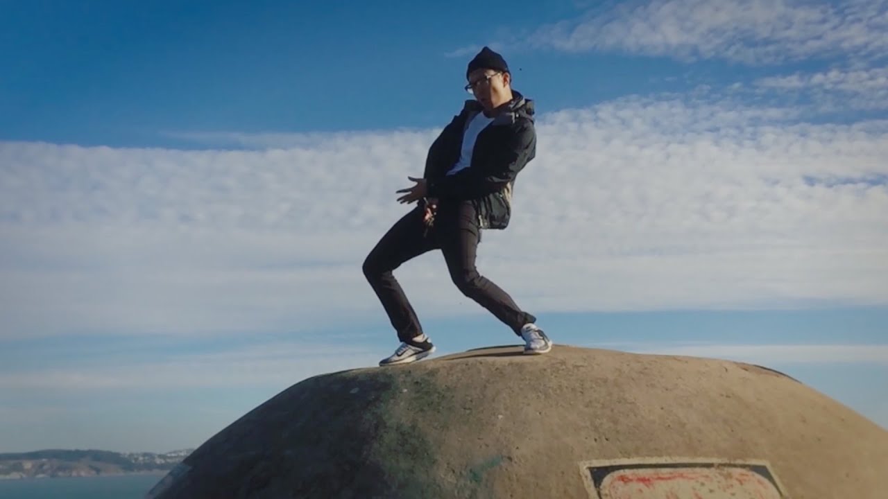 Howie Lee & LinFeng - Sink Like Titanic