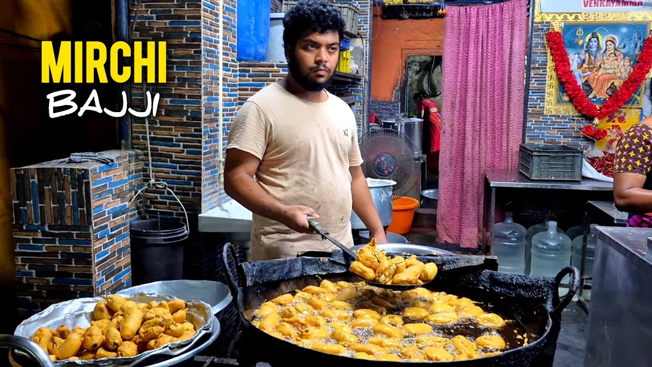 Highest Selling MIRCHI BAJJI in Vijayawada | Indian Street Food | #mirchibajji #vijayawadafood 