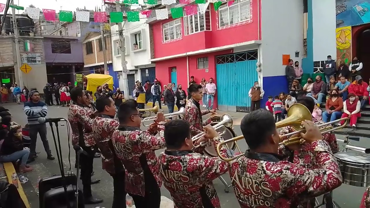 Banda Aires del Pacífico.