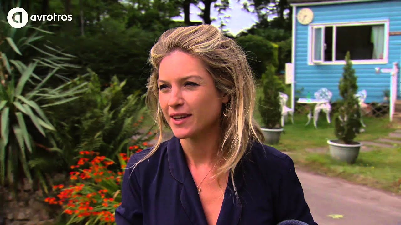 Gaat Lauren Verster uit de kleren? | Lauren!