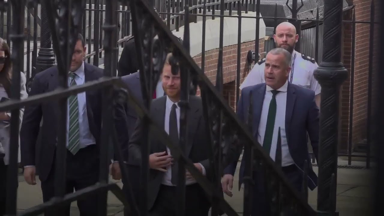 Prince Harry had &lsquo;huge amount of paranoia&rsquo; after press intrusion, court told