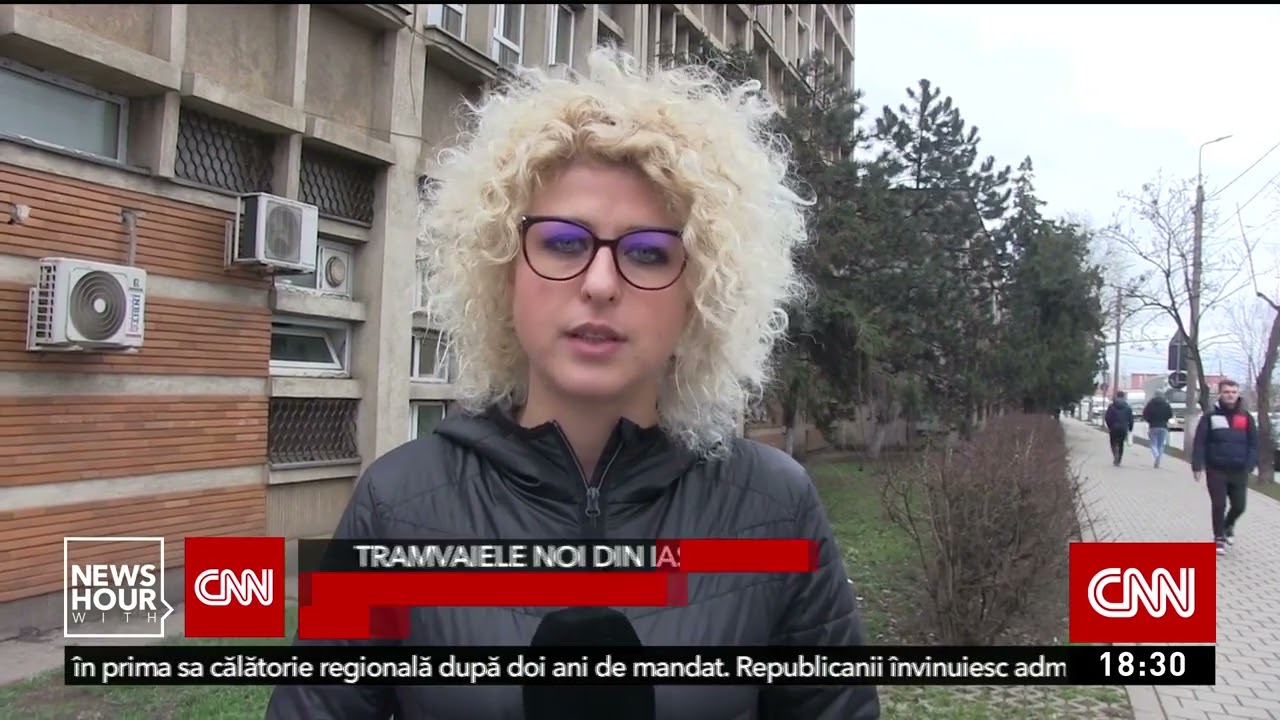 Tramvaiele noi din Iaşi dau cu spatele din senin şi franează când nu trebuie