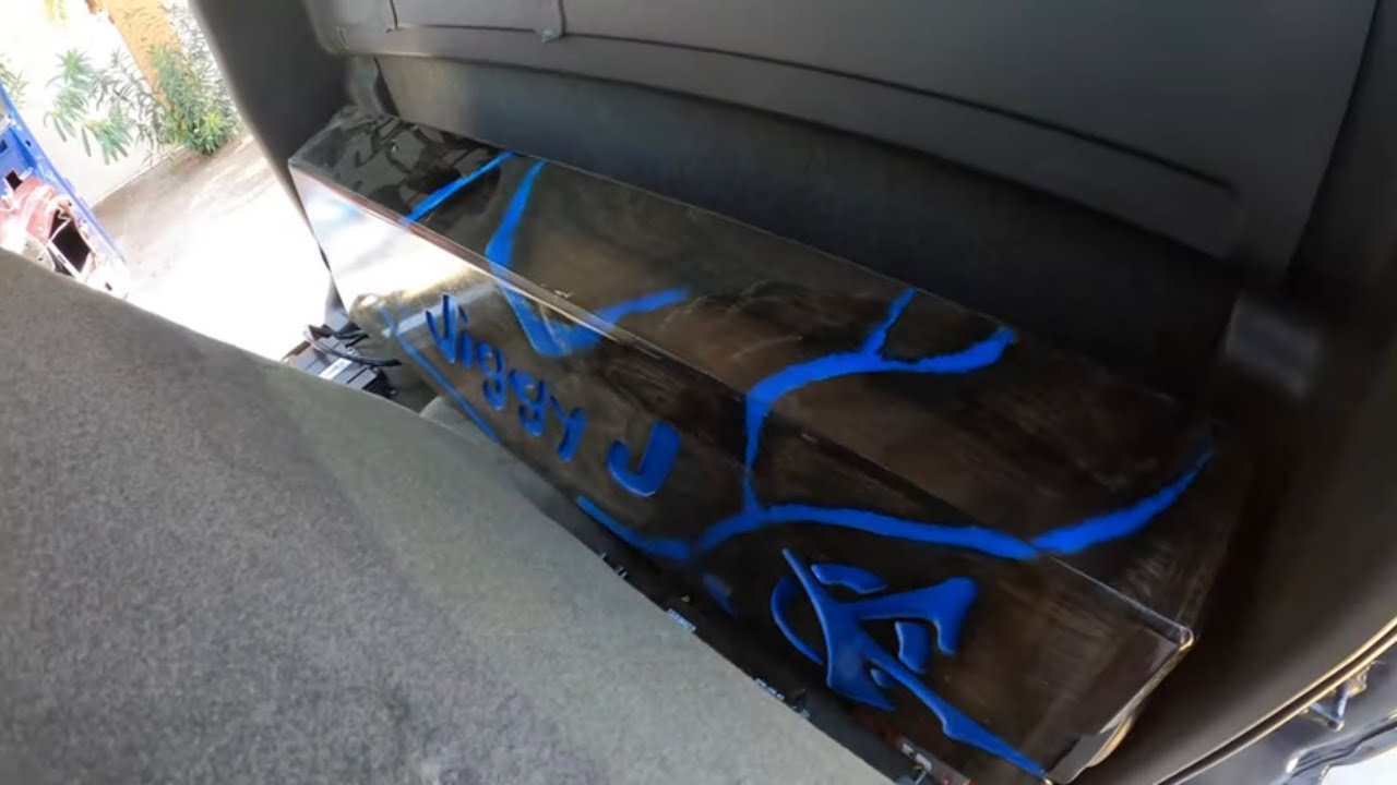 jios sound system 2 skar zvx8 sundown scv2000D sfb200.4&racing the supercharged mini Cooper gay coop