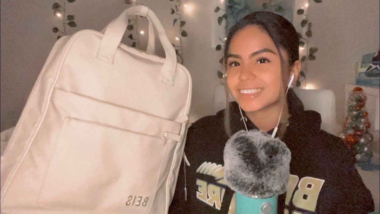ASMR What’s in my bag - Grad School Edition 🎒