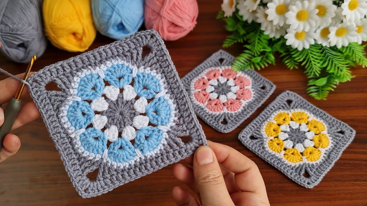 Wow!.. 😲 Very Easy! Super how to make eye catching crochet.Wonderful crochet motif knitting pattern.