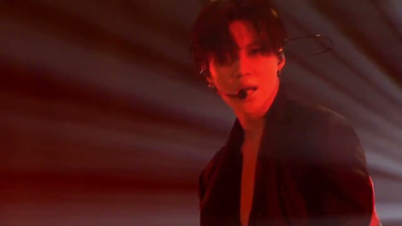 SHINee - Taemin solo stage - Goodbye (SWC5) (ENG SUBS)