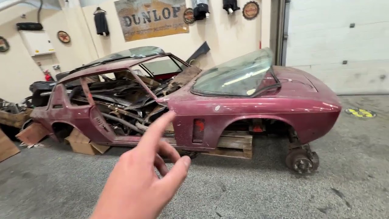 1972 JENSEN INTERCEPTOR III AUTO | MATHEWSONS CLASSIC CARS | AUCTION: 3, 4 & 5 SEPTEMBER 2025