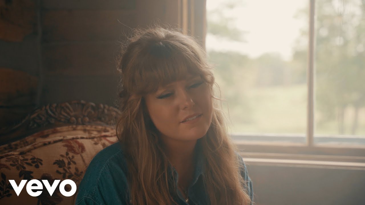 Deidre Thornell - Simple Little Things (Official Video)