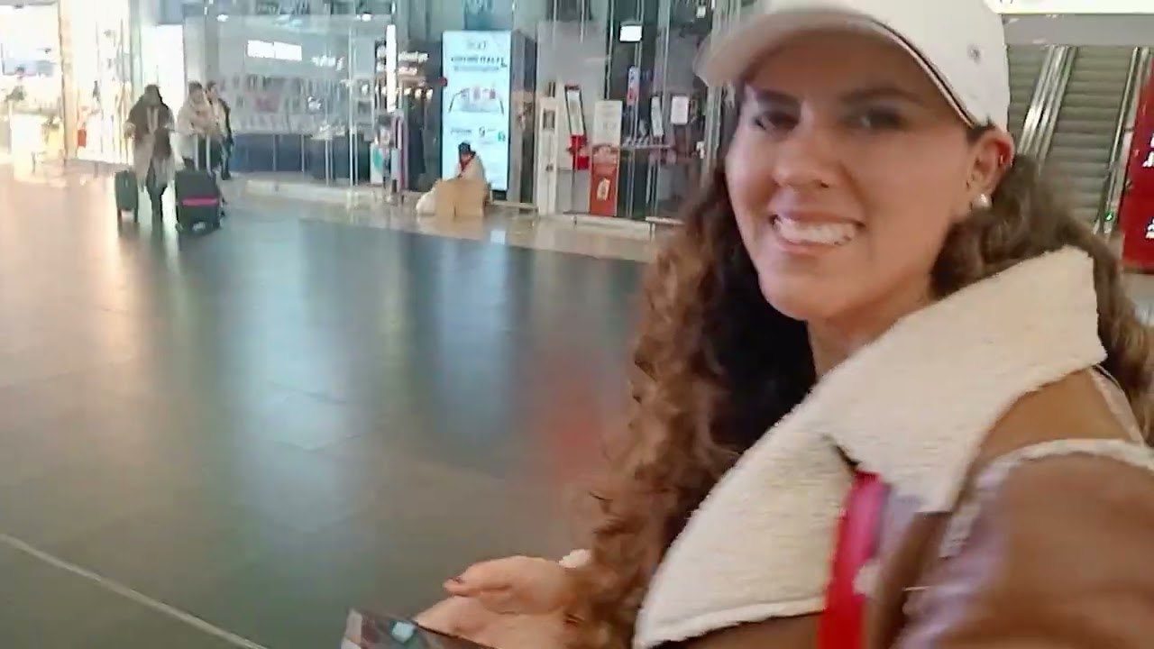 terminal Roma Termini compre mi sin card a buen precio 35 euros x 1 mes , perfecto eurotrip