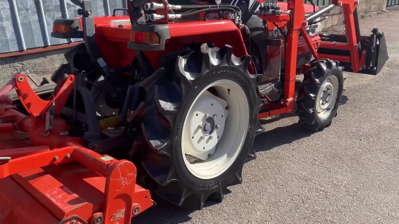Kubota GL-25 with 4:1  frontloader/ koos hammustava esilaaduriga