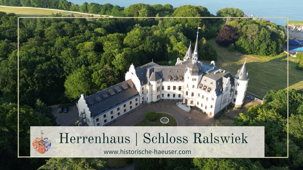 Herrenhaus | Schloss Ralswiek in Mecklenburg-Vorpommern