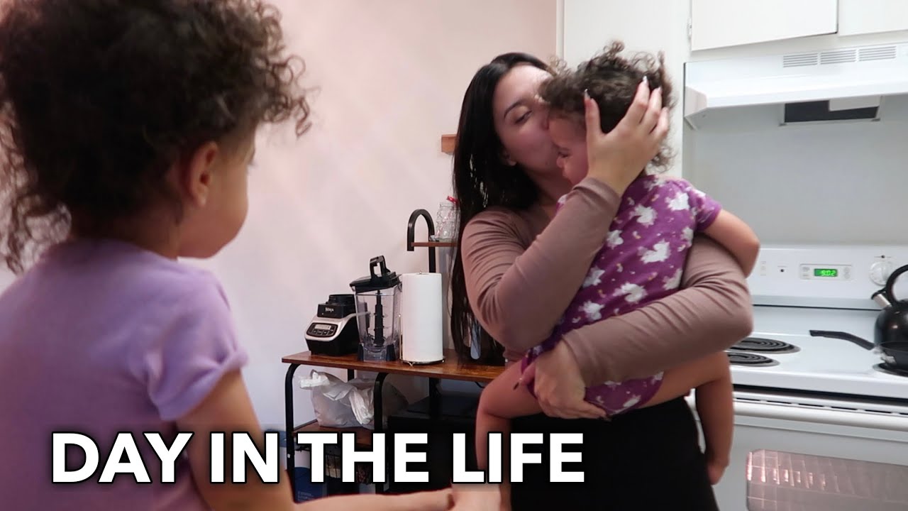A DAY IN OUR LIFE WITH TWINS