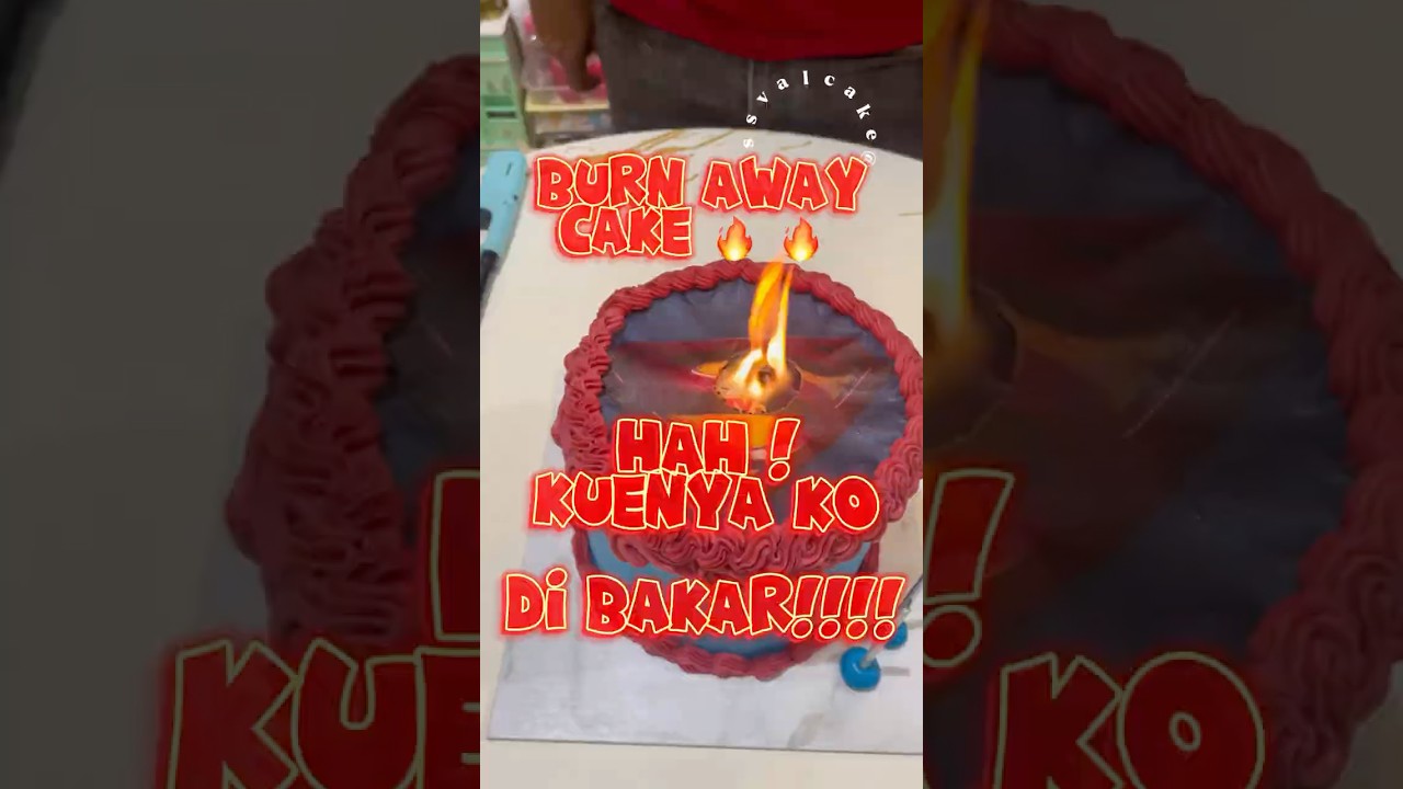 Kue ko di bakar?!! #supermancake #superman #kuebakar  #birthdaycake #cakeviral #fyp